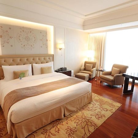 The Okura Prestige Taipei Hotel Bagian luar foto Deluxe Room